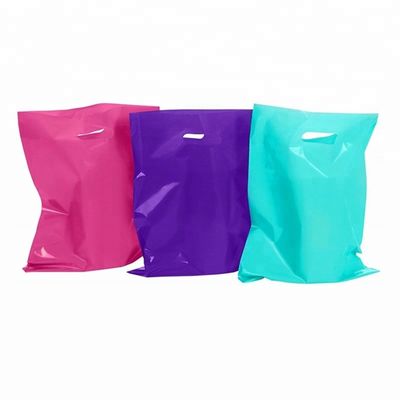 Le professionnel d'OEM réutilisent les sacs de marchandises imprimés par coutume en plastique de sac de transporteur